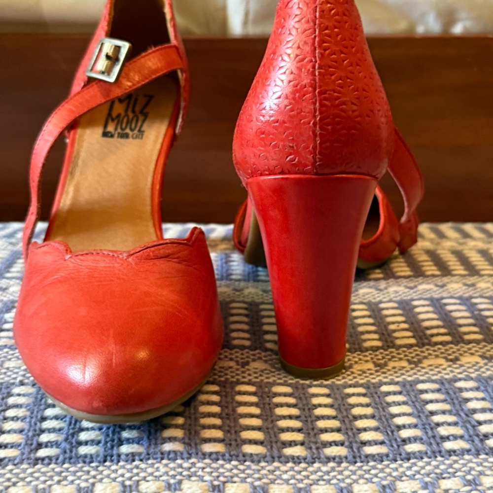 Cherry Red Miz Mooz Heels, Perfect for Spring! - Picture 5 of 7